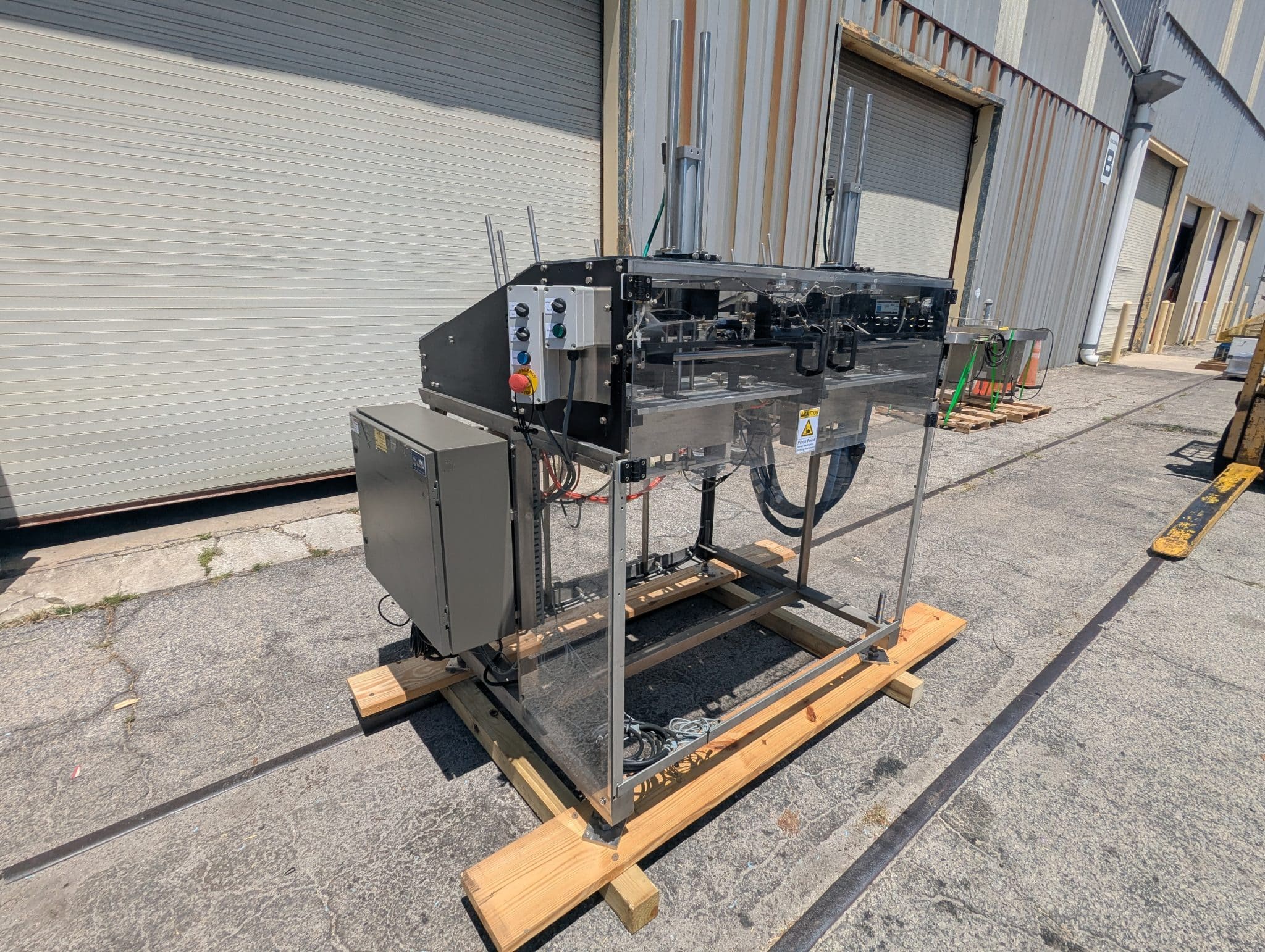 10233 Formeur de Plateau Econoform Econocorp à Double Mandrin avec Nordson