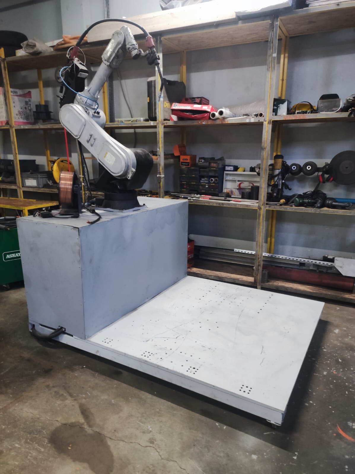 Robot industriel Panasonic YA-1NAR81