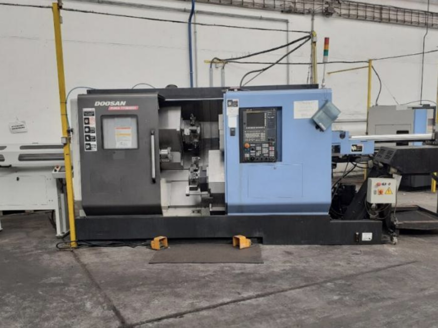 Tour cnc DOOSAN CNC TT 1800 SY + feeder