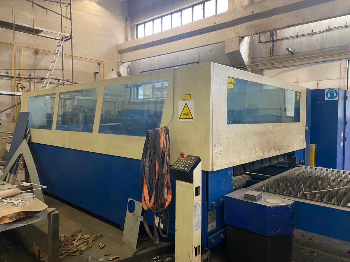 Machine de découpe laser TRUMPF Trumatic 3050 Bonne affaire