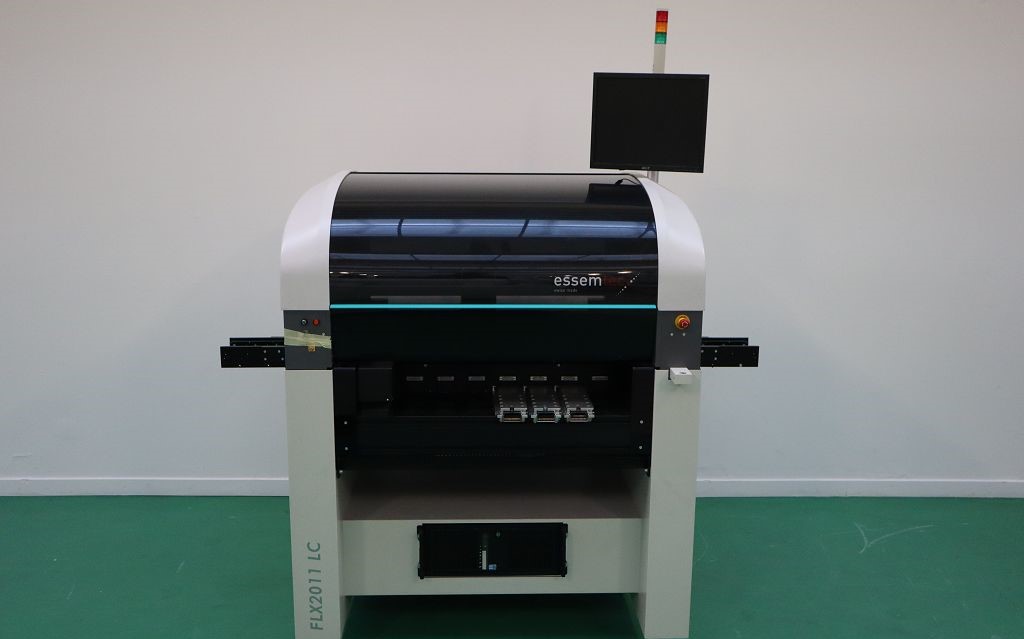 Machine de placement Essemtec FLX 2011-LC