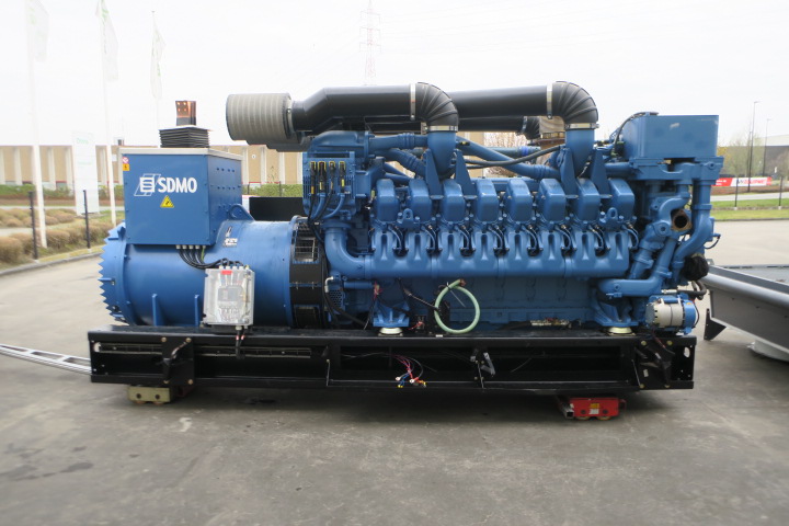 2008 MTU 16V4000G63 - 2200 KVA Faible nombre d'heures