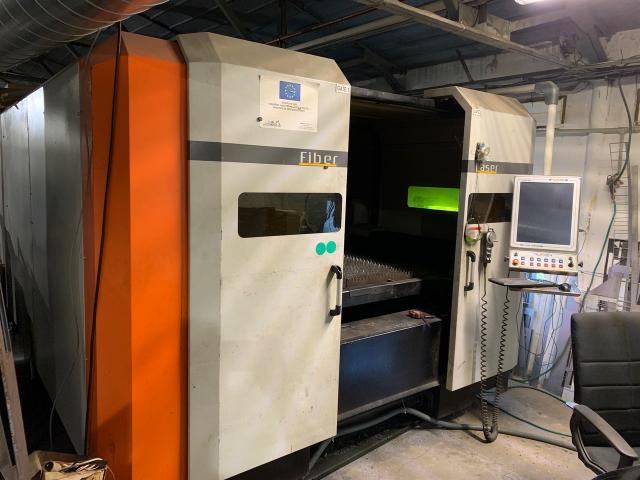 Machine de découpe laser Nucon NF 1530 3000W