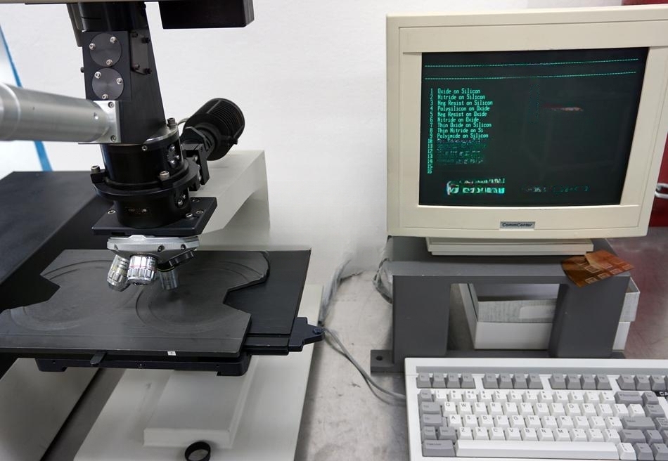Système de mesure de l'épaisseur des films Nanometrics Nanospec AFT2100
