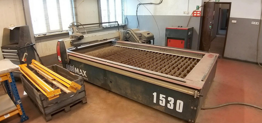 Machine de découpe plasma / gaz OMAX Global MAX 1530
