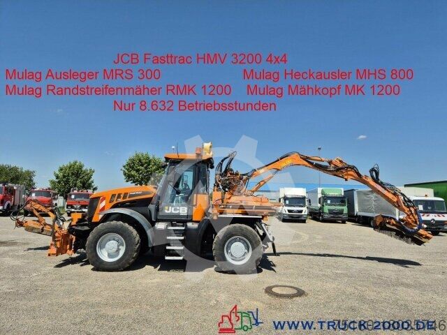 Tractor JCB Fastrac 3200 inclusive Mulag Front Heck Mäher