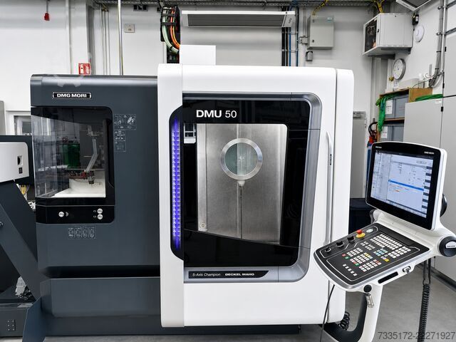 Universal machining center DMG MORI DMU 50