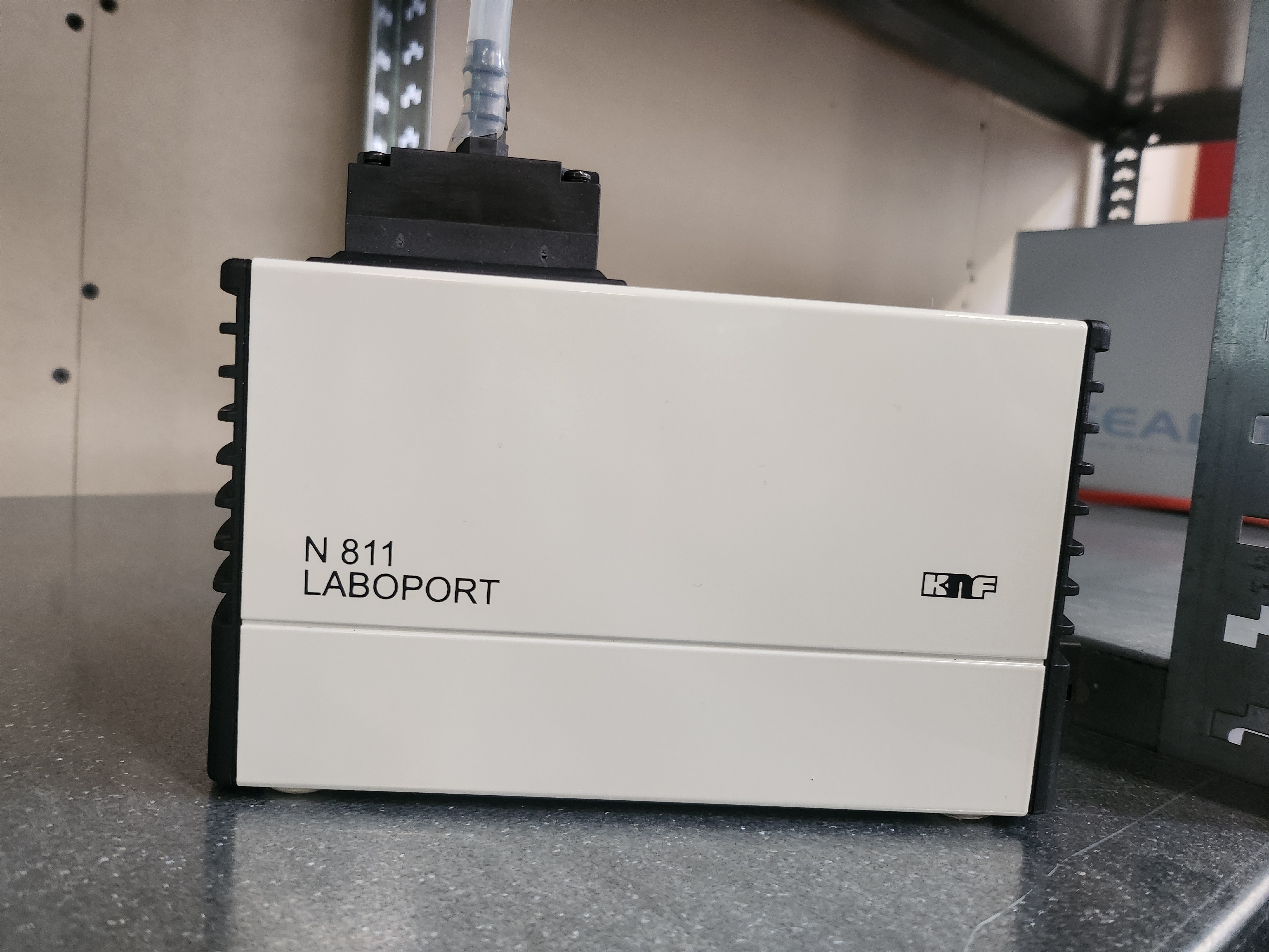 Équipement de laboratoire VWR Laboport N 811