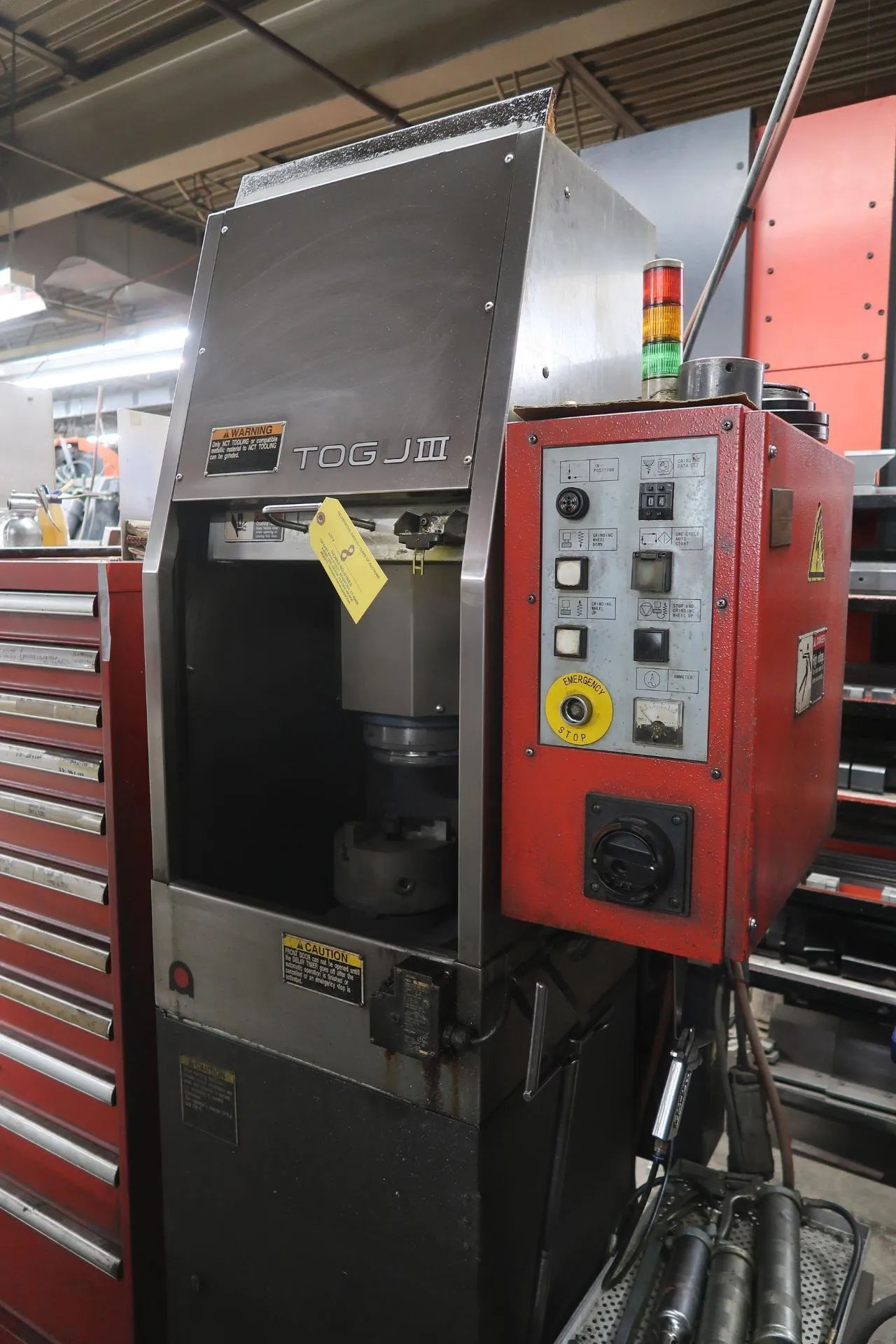Amada TOGU-III-US AFFÛTEUSE D'OUTILS POUR OUTILLAGE DE POINÇONNEUSE À TOUREAU
