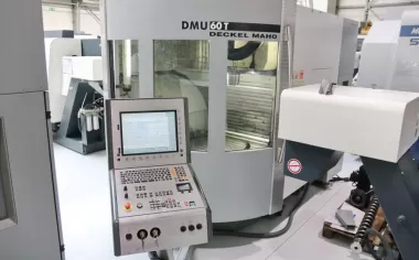 Centre d'usinage 5 axes DECKEL MAHO DMU 60 T d'occasion