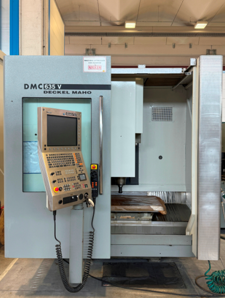 Centre d'usinage vertical DECKEL MAHO DMC 635 V d'occasion