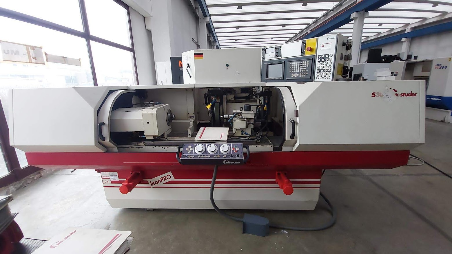 Rectifieuse plane Studer S30 CNC LeanPro