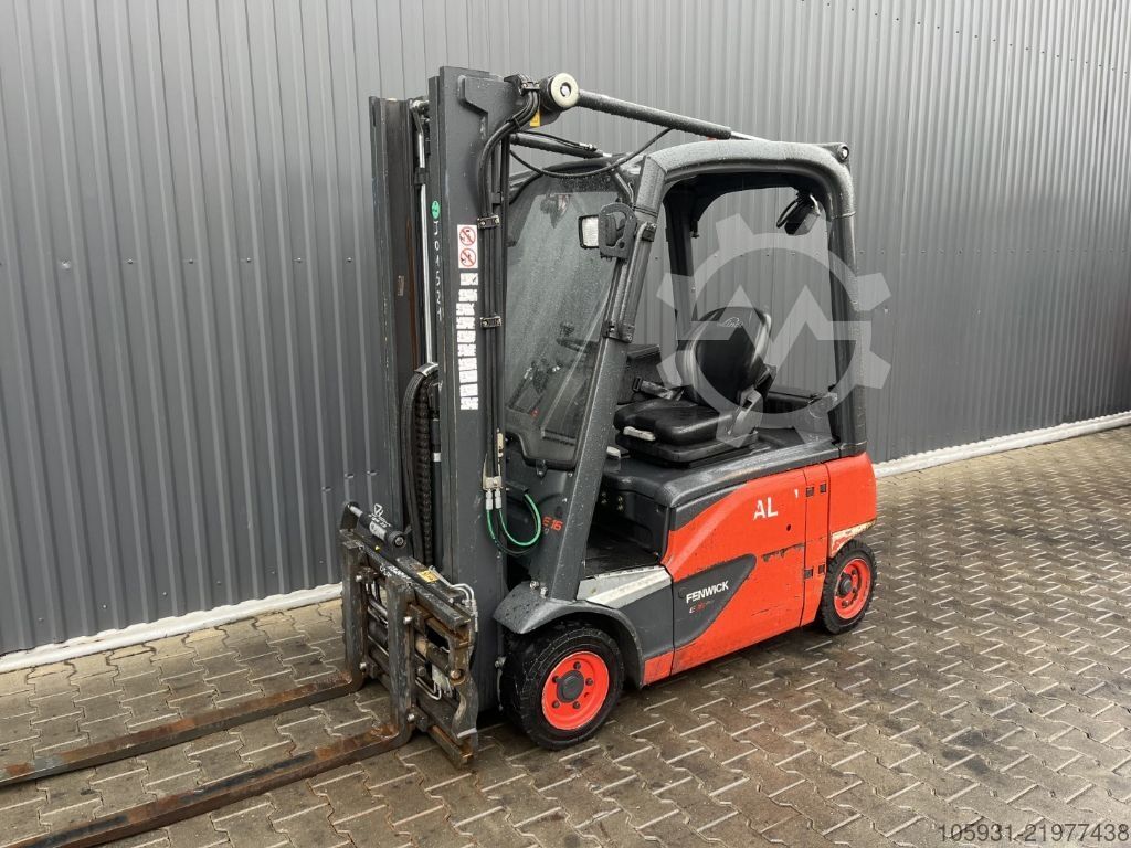 Electric 4-wheel forklift Linde E16P-02