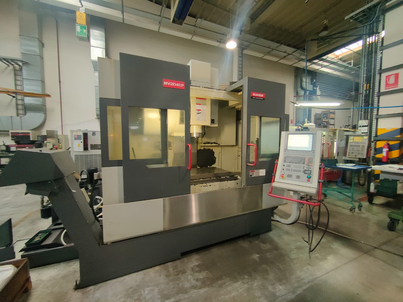 Centre d'usinage vertical QUASER MV204CP 15 d'occasion