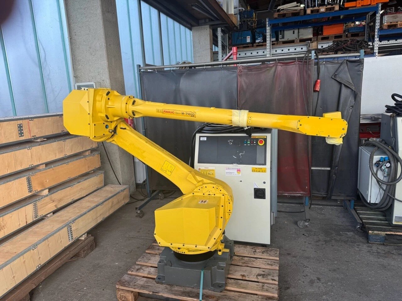 Robot industriel ABB IRB 6700-200/2.60 M2004
