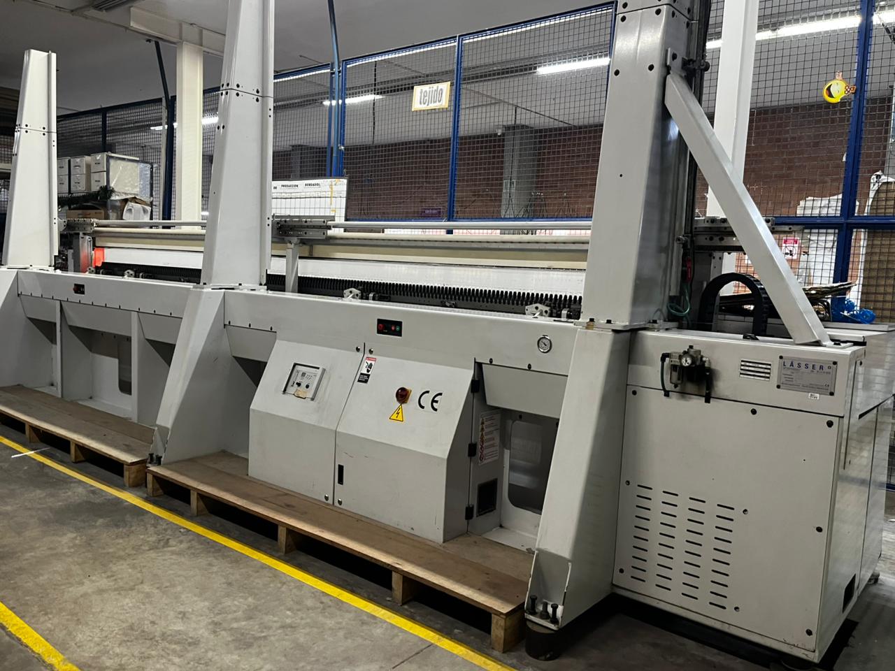 LASSER MD MINI LARGE 5M ATC CUT MULTI DRIVE – Machine à broder électronique