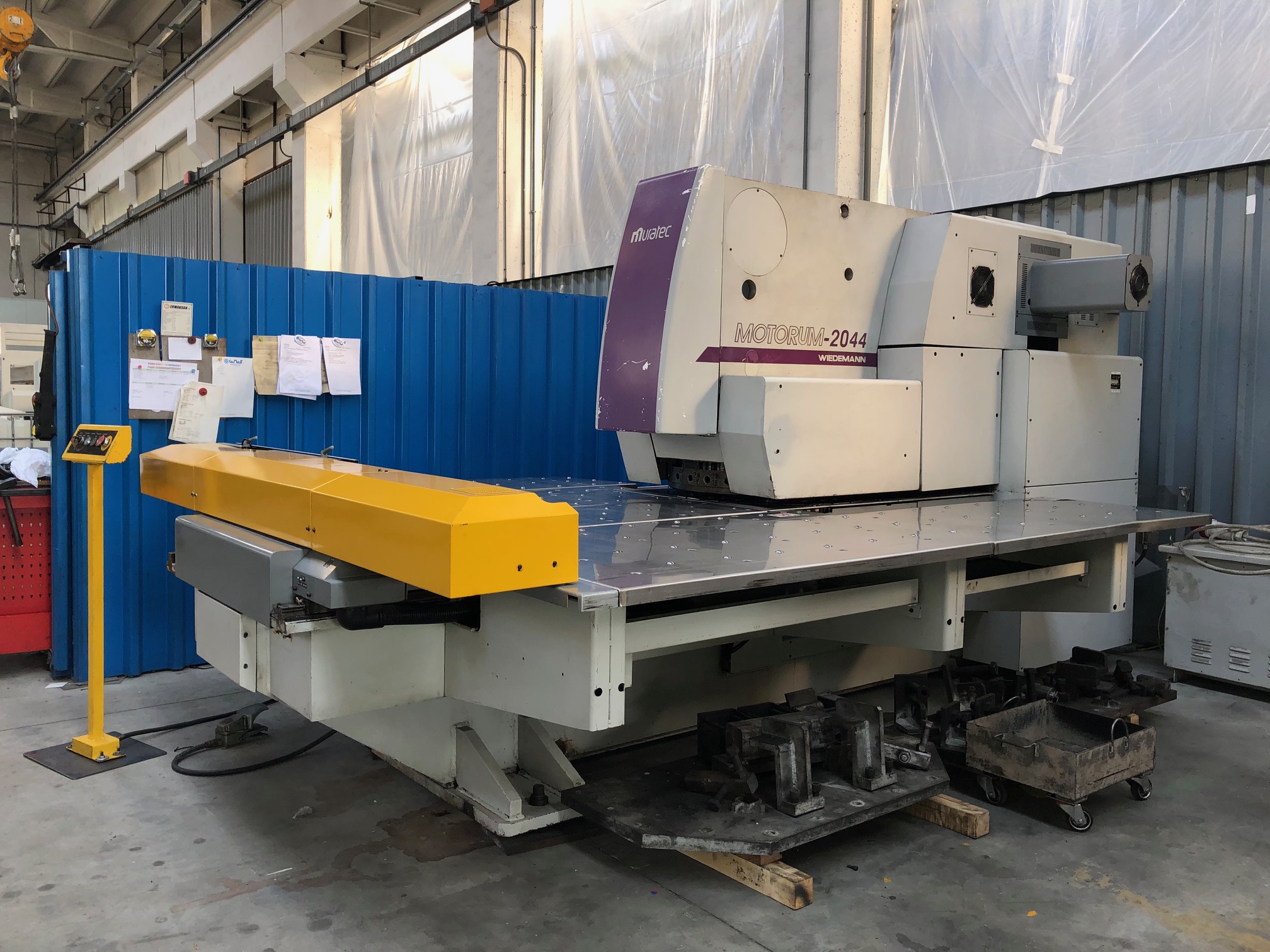 Poinçonneuse à cnc Muratec-Wiedemann M2044