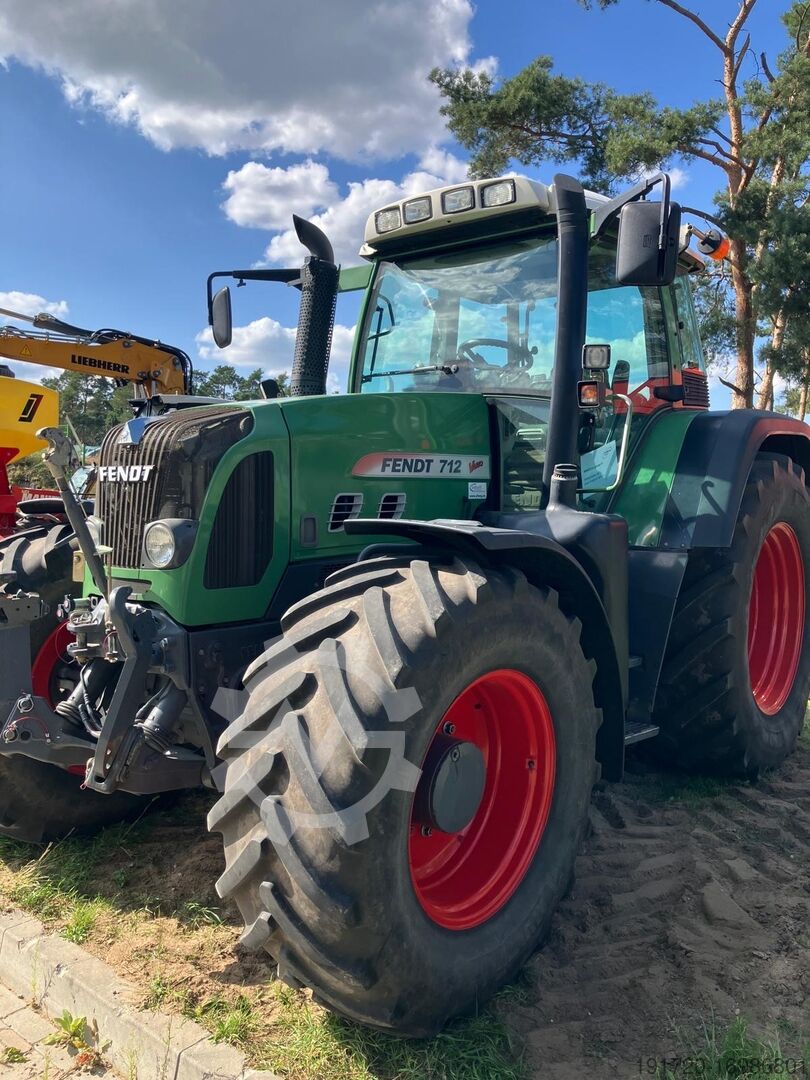 Tractors (haulers) Fendt 712 Vario