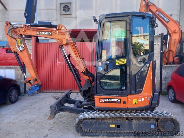Mini excavator Hitachi ZX33U-6