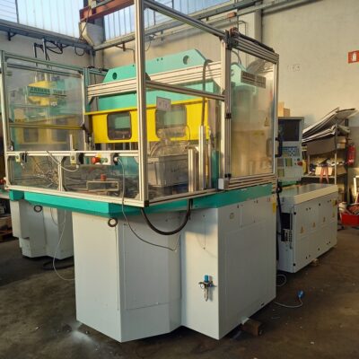 Presse à injecter ARBURG T 1500 T 800 350
