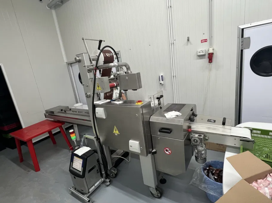 SC TMV Industrial srl MA-250 Machine à emballer les crèmes glacées et les pâtisseries