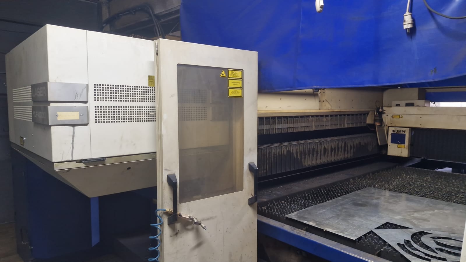 Machine de découpe laser Trumpf Trumatic L 3030 Bonne affaire