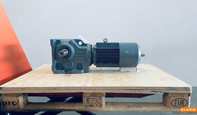 Electric motor SEW-EURODRIVE K77 DV112M4/BMG/HR/TF/ASB8(1)