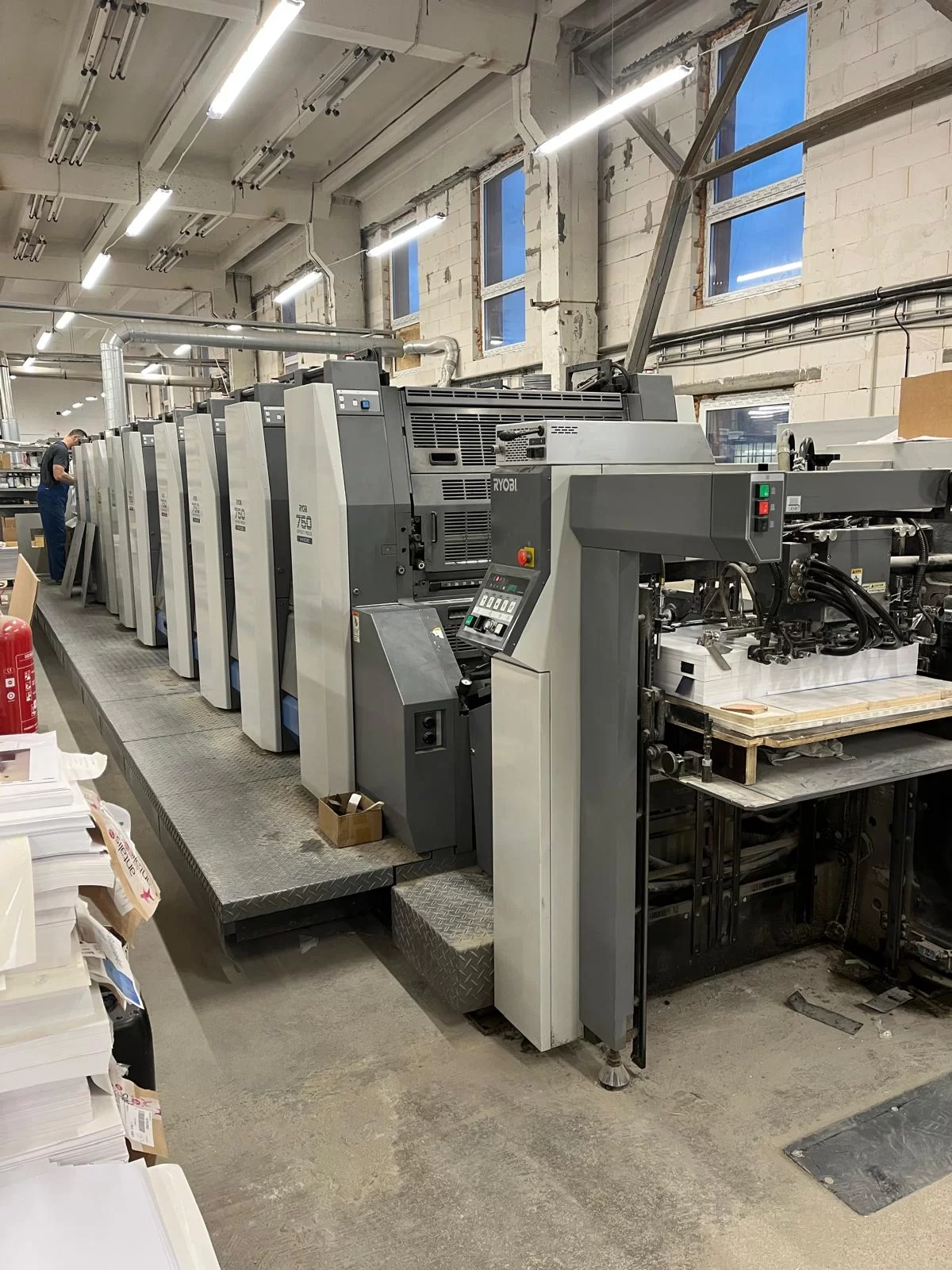 Machine d'impression Ryobi 758P+L