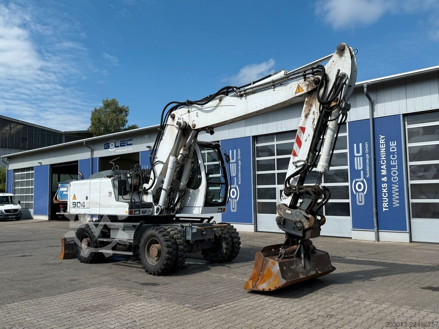 Mobile excavator Caterpillar 303.5 CR
