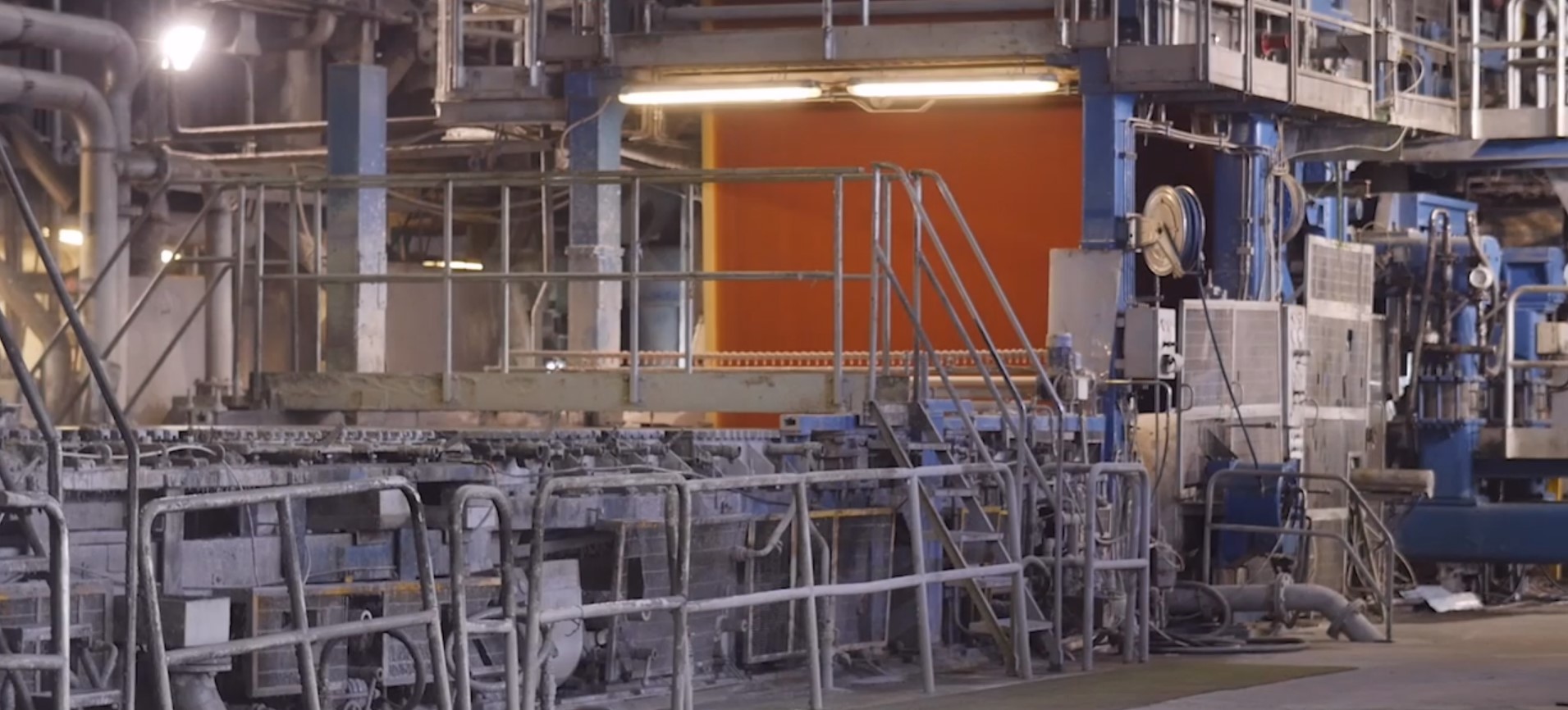 Machine à carton de 180 t/j, 2 560 mm, 500 m/min