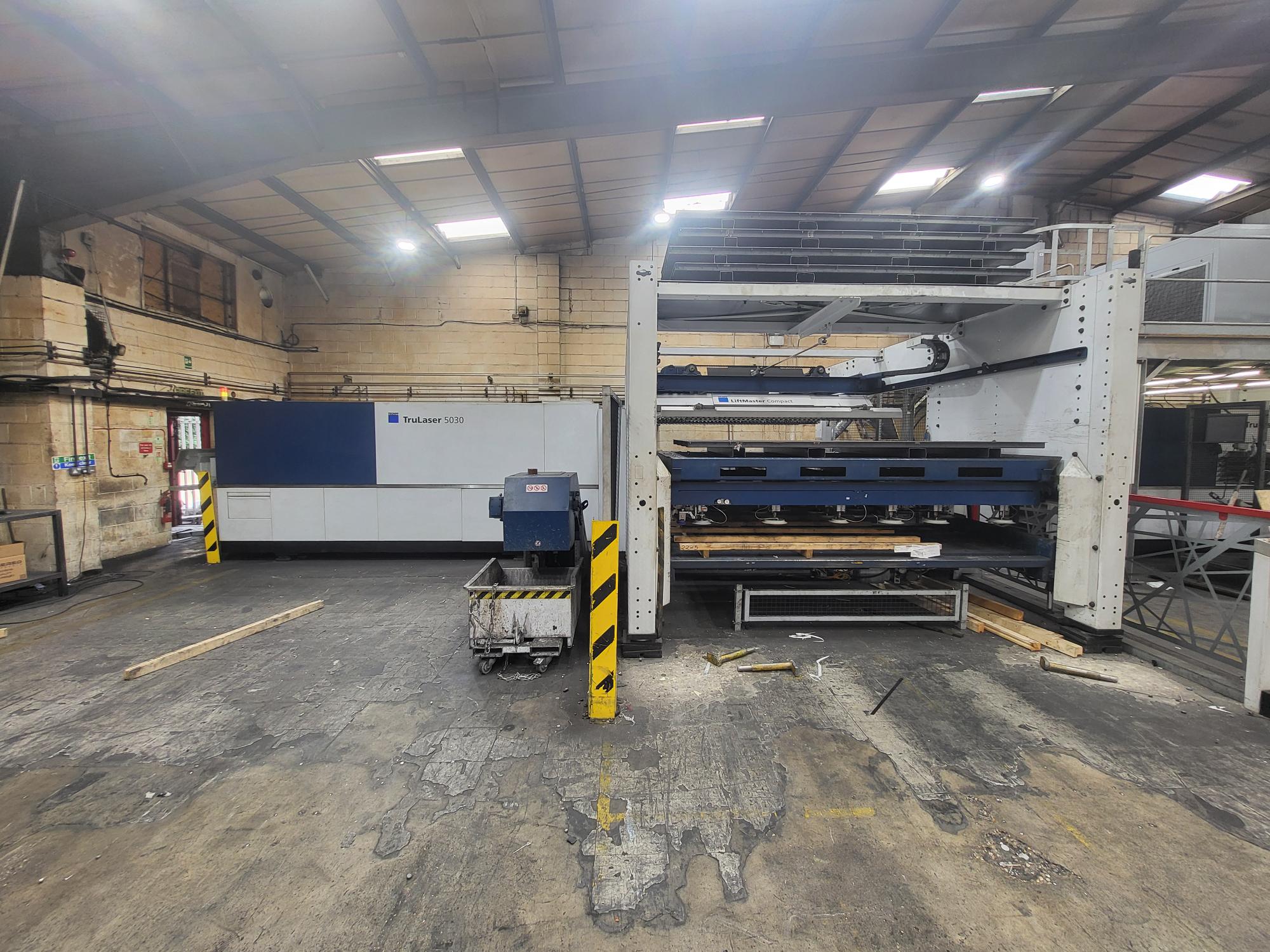 Machine de découpe laser TRUMPF TruLaser 5030 L76