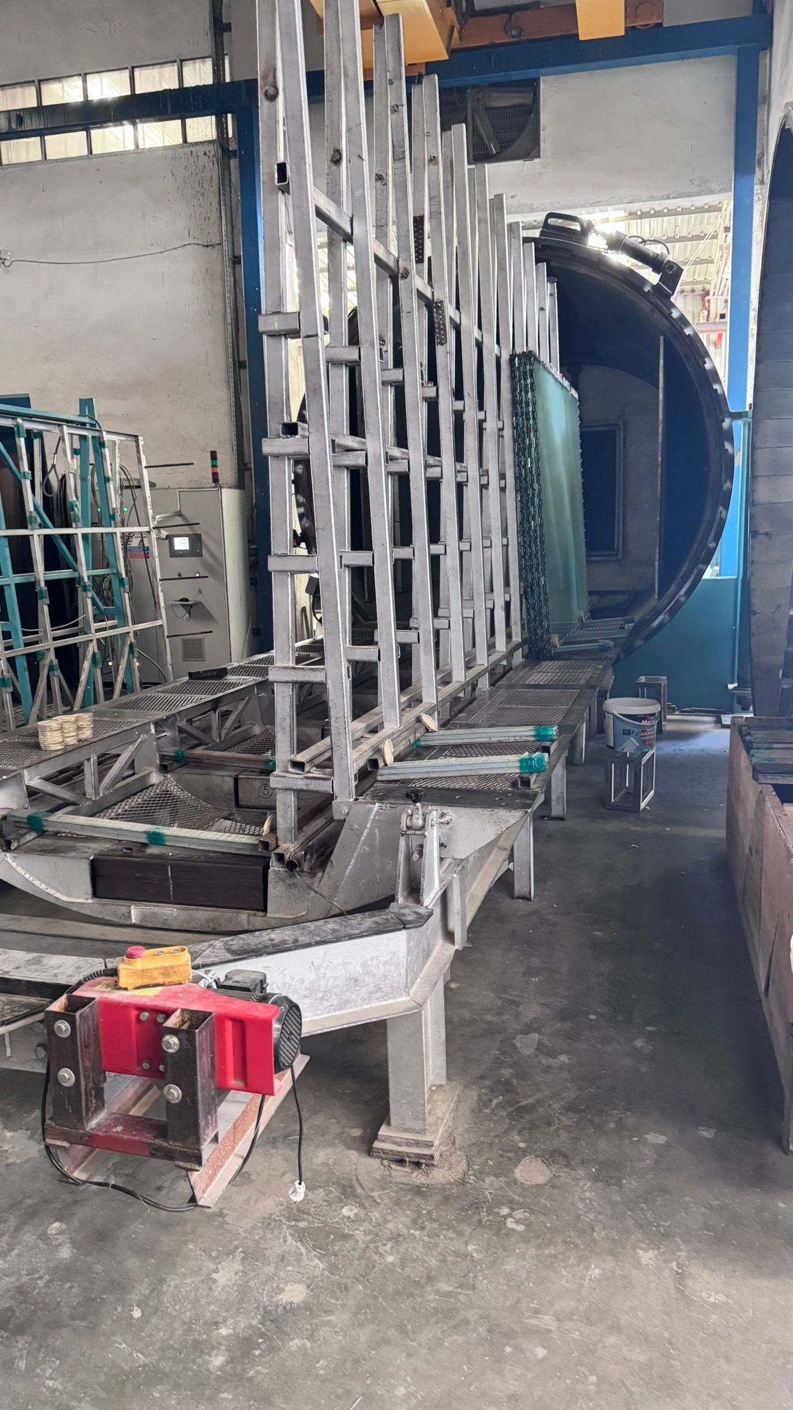 Machine de travail du verre AKAR MAKİNA OTOKLAV