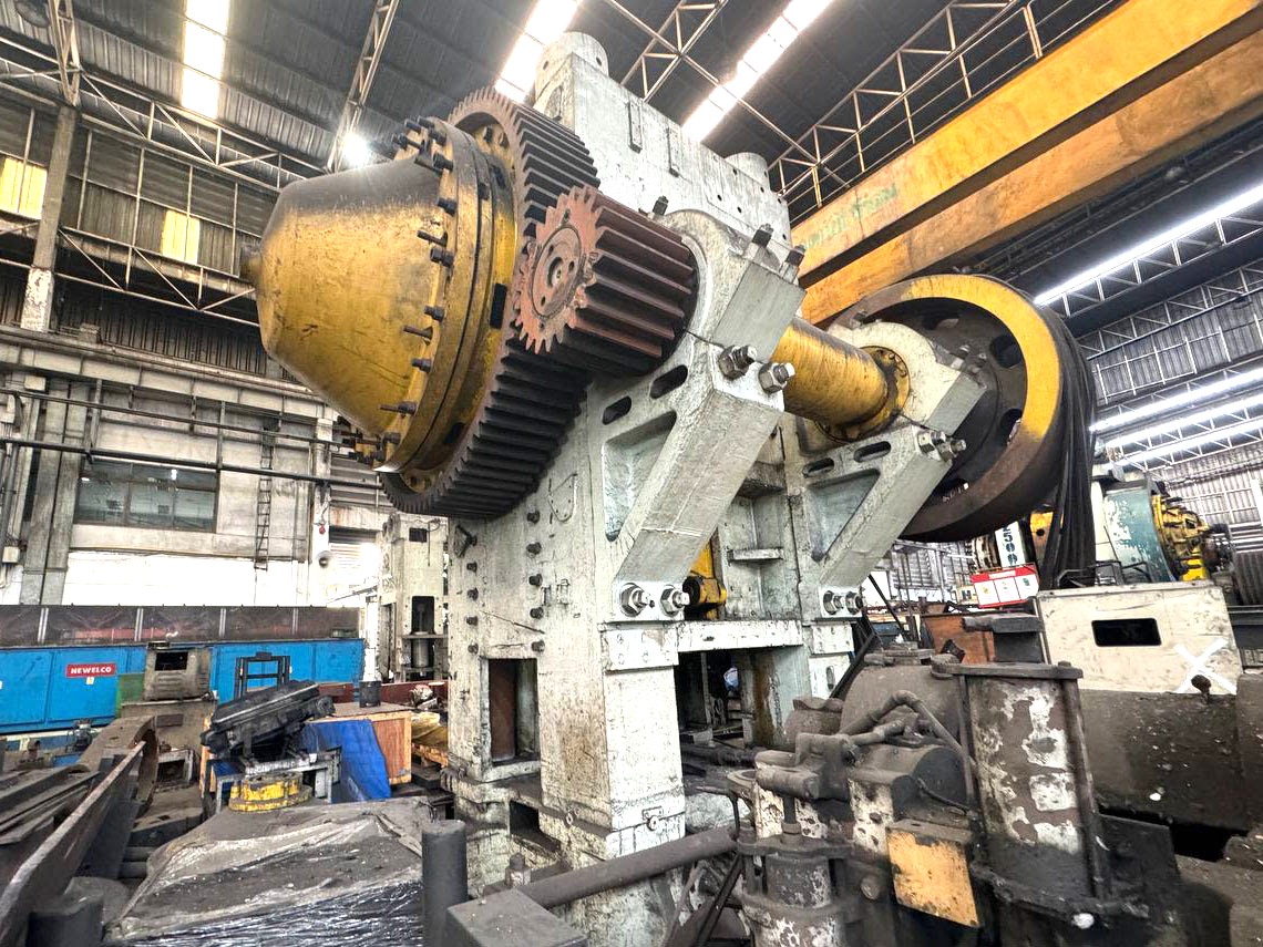 Presse Kramatorsk Capacity Tons: 6300