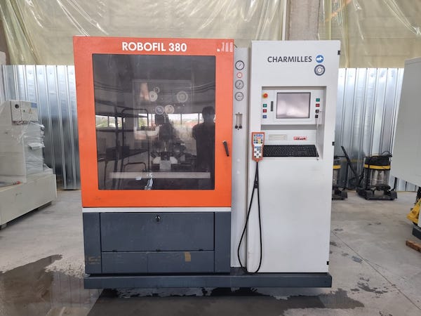 Machine d'électro-érosion par fil CHARMILLES Robofil 380 d'occasion