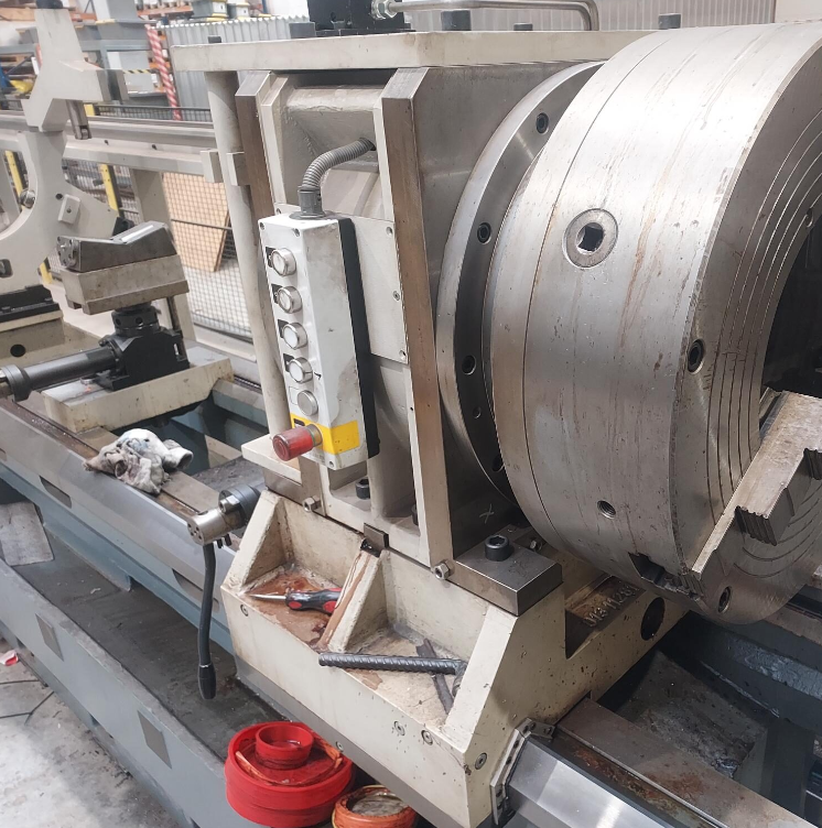 Tour cnc par apprentissage FAT TUR 930 SMN x 2000 d'occasion