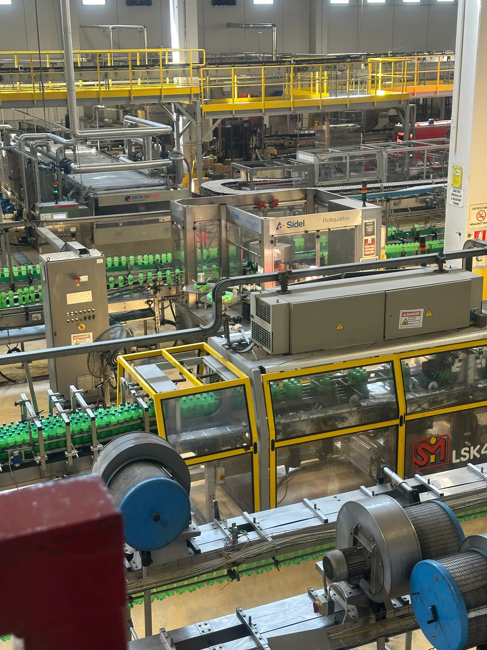Machine de suremballage sous film rétractable SMI LSK 45