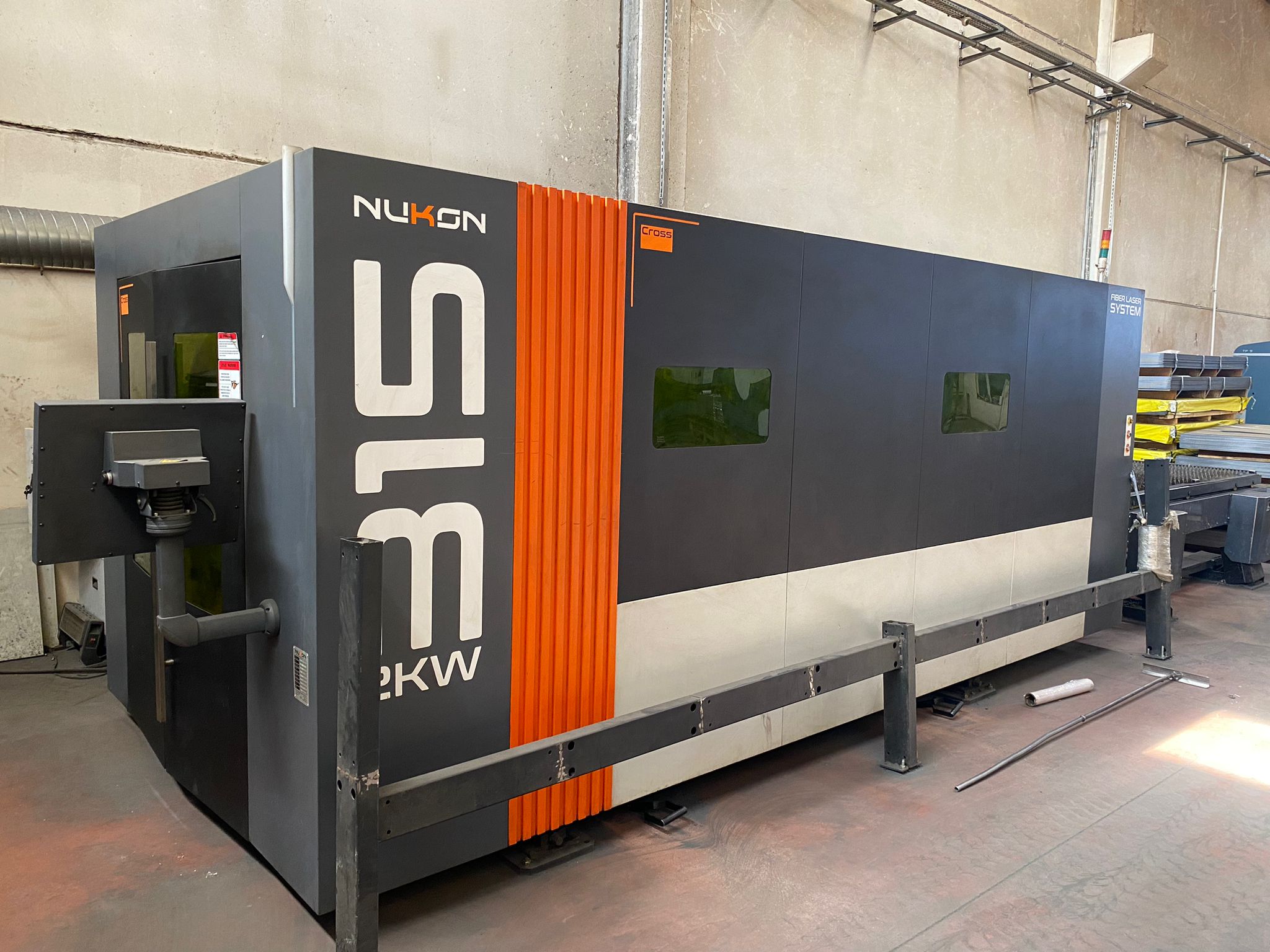 Machine de découpe laser Nukon NFPRO CROOS 315 GX