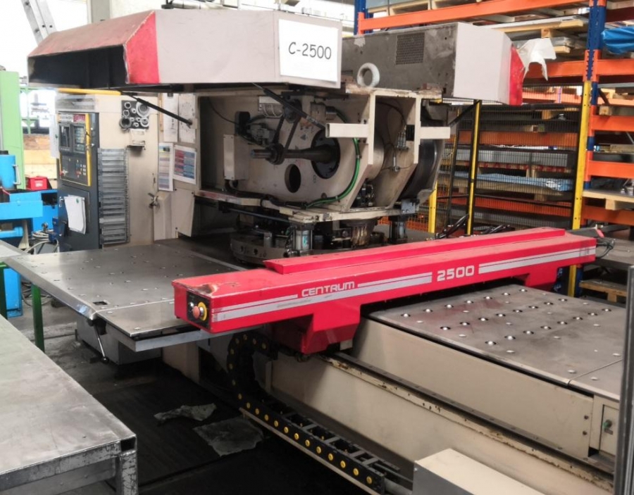 Poinçonneuse à cnc Muratec-Wiedemann C2500