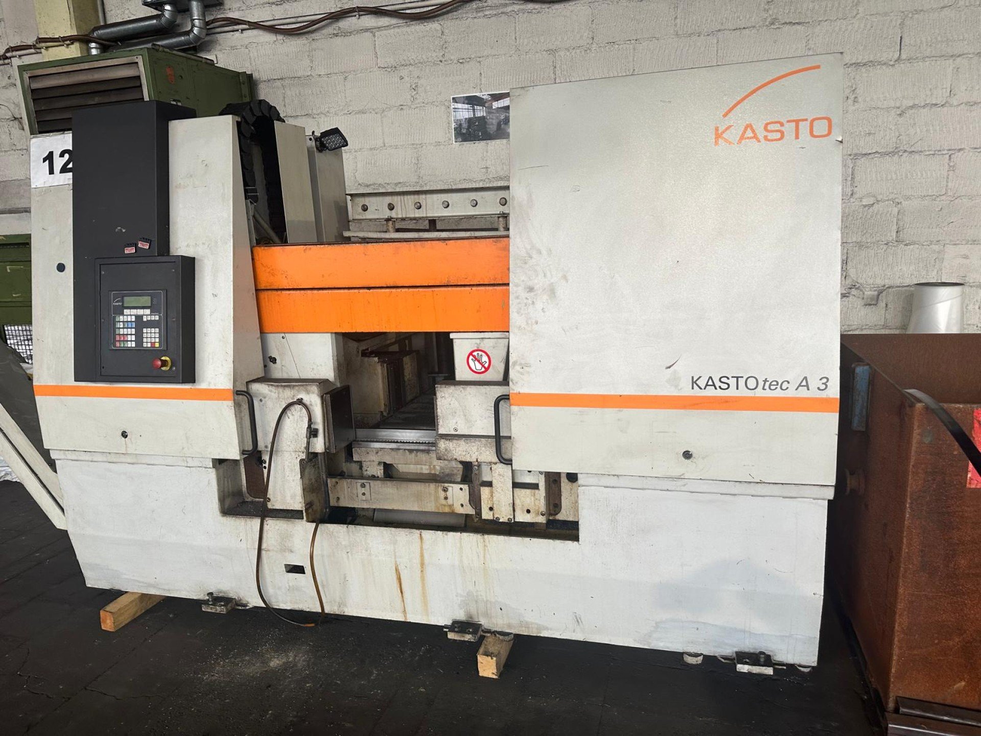 Scie à ruban pour métal KASTO KASTOtec A3