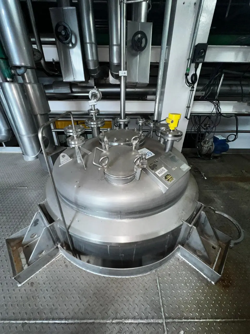 RÉACTEUR GINOX ATEX INOX 316L 1130 LITRES AVEC DEMI TIGE ISOLÉE THERMIQUEMENT D'OCCASION