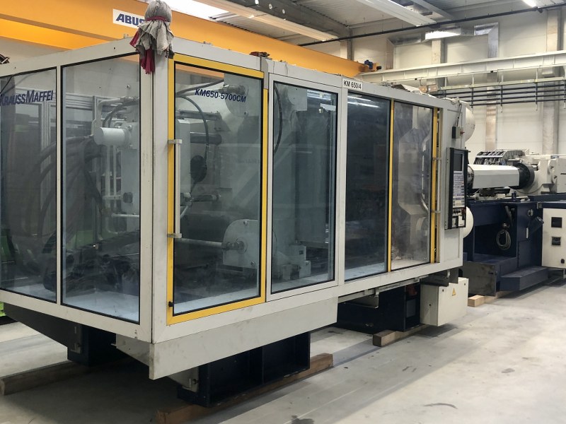 Presse à injecter Krauss Maffei KM 650 - 5700 CM