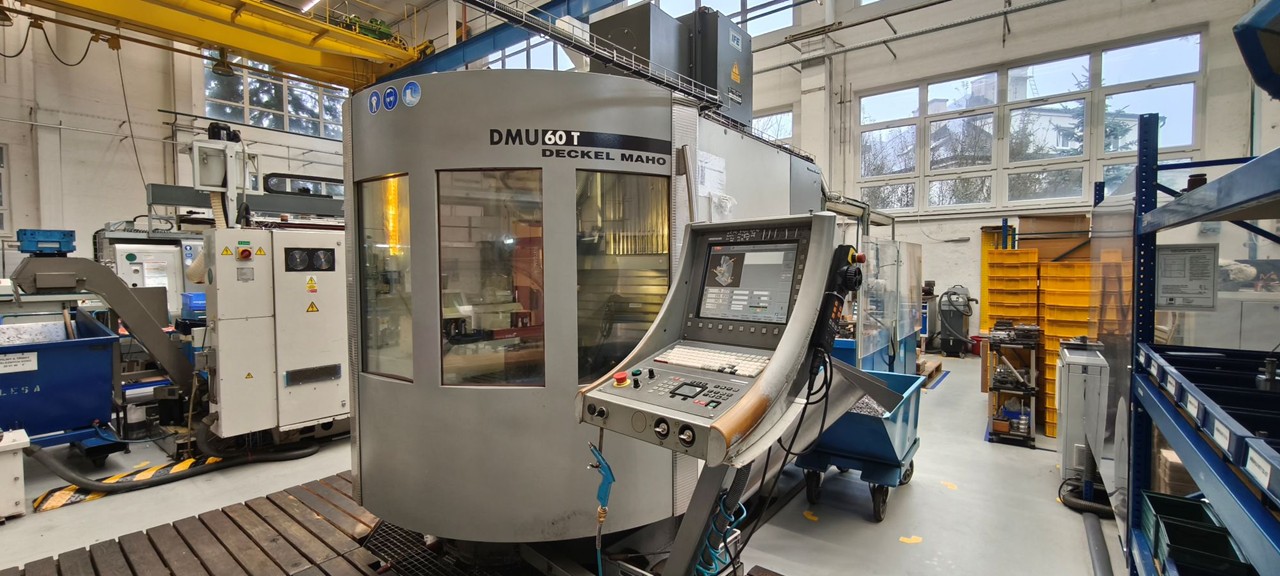 Centre d'usinage (Universel) DMG DMU 60 T