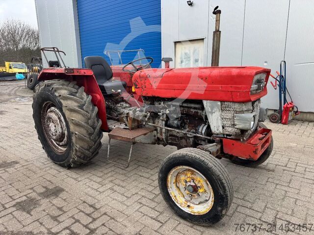 Classic tractor Massey Ferguson 1458