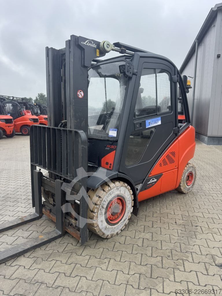 Empty Container Reachstacker SMV 108TC6