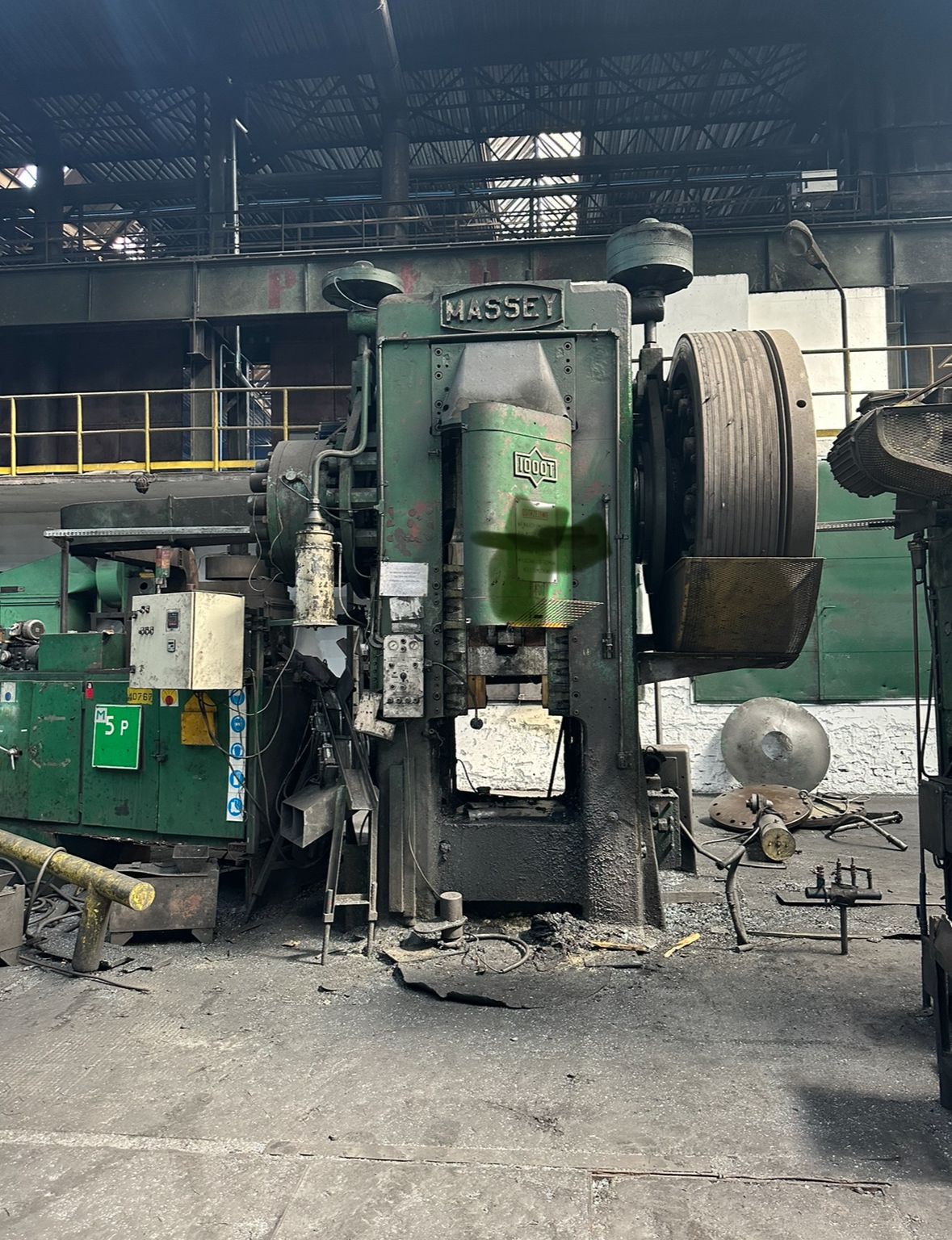 Presse Massey Capacity Tons: 1000