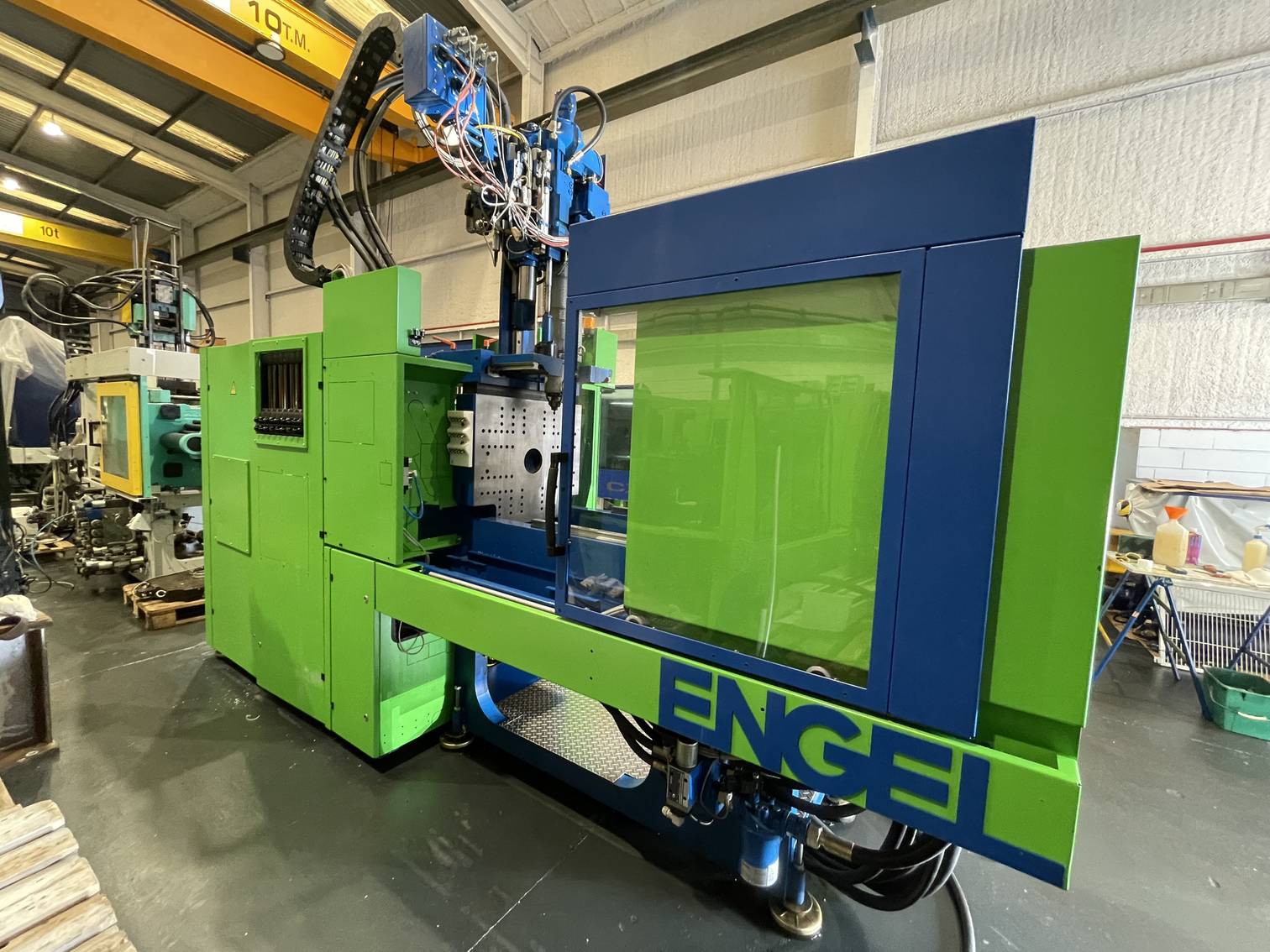 Presse à injecter Engel Victory 80H200V/80 combi