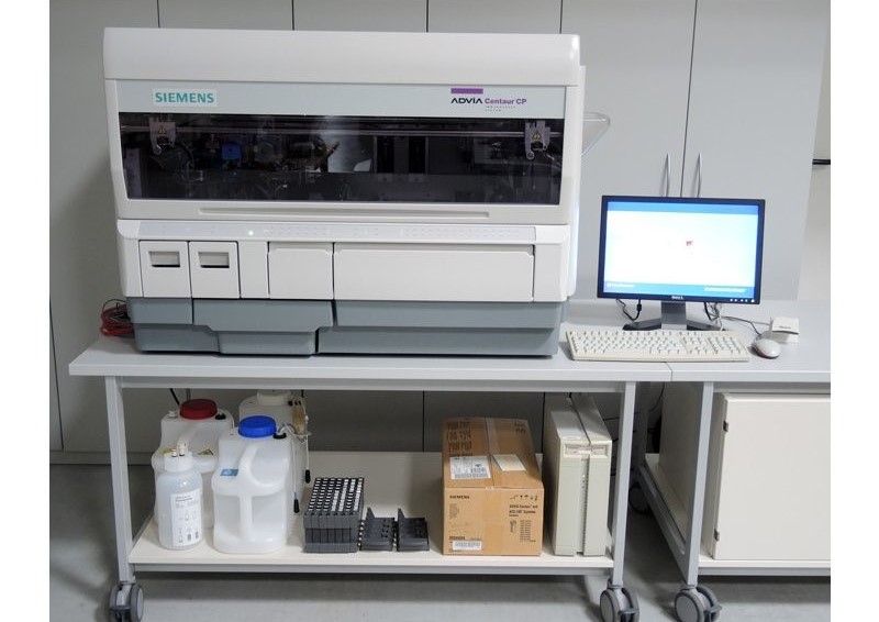 Analyseur d'immunoessais ADVIA Centaur de Siemens Bayer