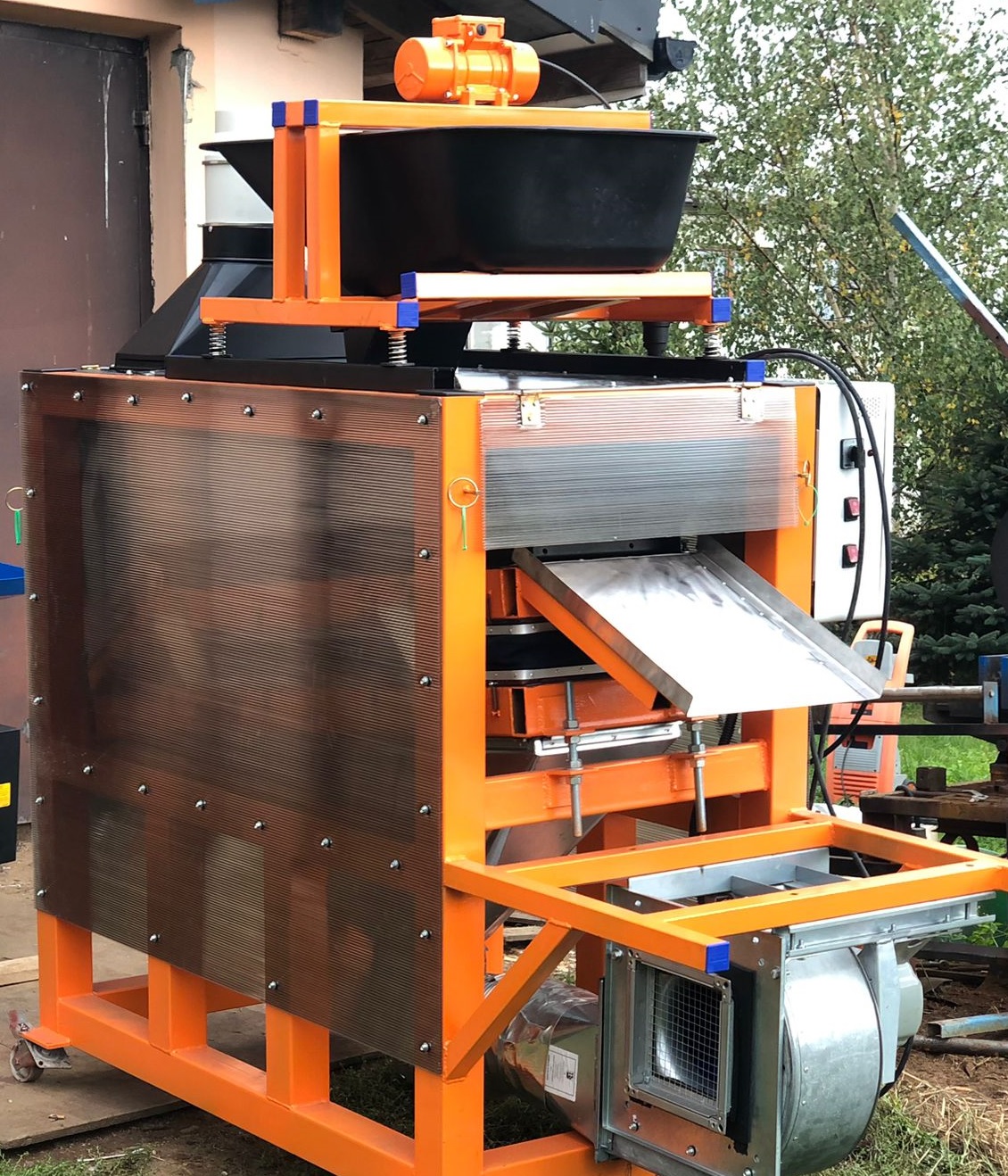 Machine de recyclage plastique PLFtechnology Zetes-300