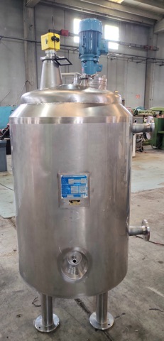 INDUSTRIAS AJA Cuve verticale, avec agitateur de 400lts