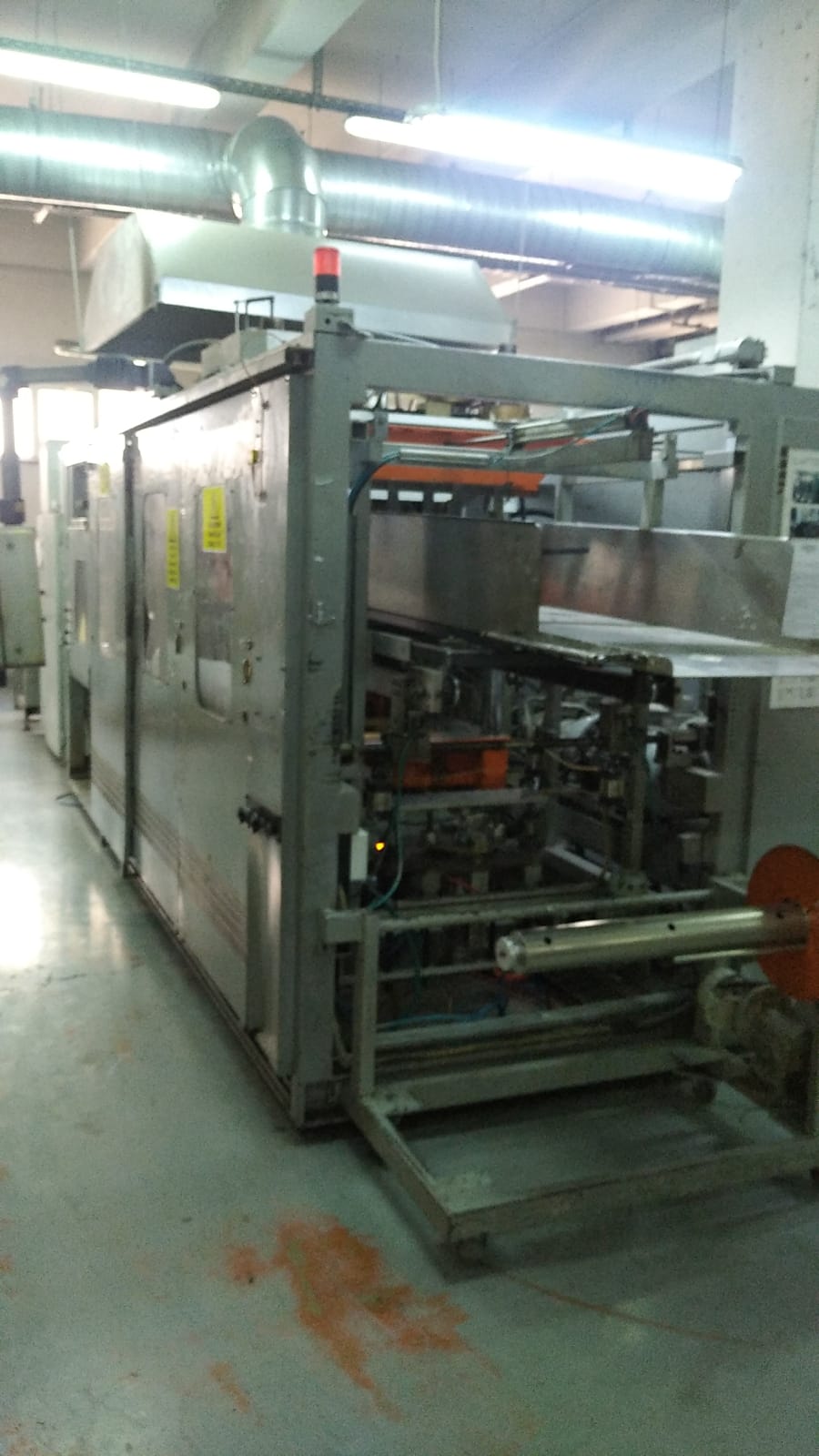 Thermofomeuse à bobine TFT FCS 720